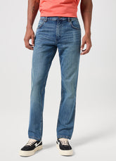 Wrangler Męskie Spodnie Jeansowe Greensboro Camino 112350834 W15Q017953